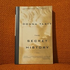 The Secret History by Donna Tartt (1400031702) Paperback picture