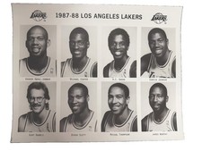 Vintage Los Angeles Lakers Team Portrait Photo Sheet Magic Johnson Kareem picture