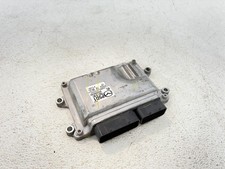 2016-2020  Toyota Yaris  ecm ecu computer P5D1 18 881 OEM picture