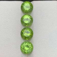 Natural Lime Green Peridot 5.84 Carat Round Brilliant Cut loose gemstone picture