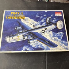 Academy Minicraft PB4Y-1 US Navy Liberator 1/72 Scale Model Kit 2114 Complete picture