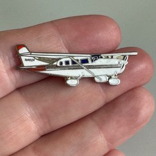 Vintage CESSNA STATIONAIR 8 SKYWAGON 207 Airplane Enamel Lapel Hat Pin Pilot picture