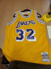 Mitchell & Ness NBA Swingman Jersey HWC 1984-1985 Magic Johnson Gold XL picture