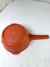 Vtg Rubbermaid 1970's Colander 2930 Strainer Orange Plastic USA Handle 7