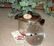 Vintage NOS USA Revere Ware 5 Quart Stock Pot & Trivet No. 1425 *NEW* pre 1968 picture