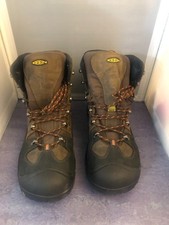 KEEN Utility Coburg 6” Boots Mens Sz 11.5 D Steel Toe Work Waterproof picture