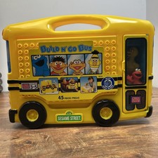 Vintage Sesame Street School Bus Build N’ Go Bus Mega Blocks 1998 NEW Elmo picture
