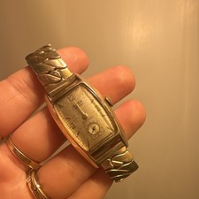 Gruen Precision Women’s Vintage 1940s Rectangle Gold Filled 17J Watch Bracelet picture