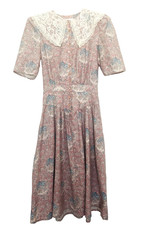 Betsy’s Things Dress Vintage Pink Floral White Lace Scalloped Collar Cottagecore picture