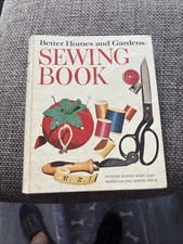 Vintage 1974 Better Homes & Gardens Sewing Book 5-Ring Binder Illustrated picture
