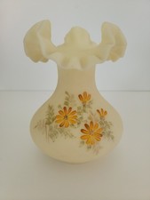 Fenton Daisies Custard Glass Ruffled Vase Signed by Artist 7