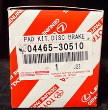 LEXUS/TOYOTA FRONT BRAKE PADS 04465-30510 picture