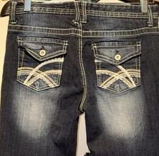 Premiere by rue21 Women's Dark Wash Bootcut Jeans Size 5/6Long  Stretch picture