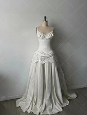 Small Tail Wedding Dress Sweetheart Spaghetti Strap Floor Length Bridal Gown picture