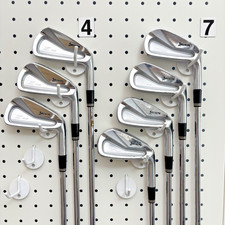 Dunlop Srixon Z745  Iron Set 7pcs 4-Pw Stiff Flex Dynamic Gold S200 RH picture