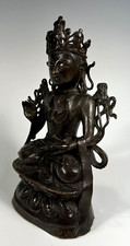 China Chinese Bronze Seated Bodhisattva Pusa on Lotus Ming Dynasty 16-17th c. picture