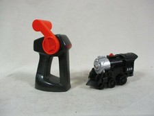 Lionel Little Lines Engine & Controller picture