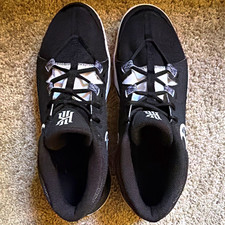 Nike Kyrie Flytrap 6 Men’s Mid Top Sneakers Black/White Mesh DM1125-001 picture