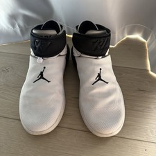 JORDAN WHY NOT ZER0. 1 WHITE/BLACK Size 10.5  picture