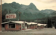 Canmore AB Alberta Rundle Mountain Motel Banff National Park Vtg Postcard 23A picture
