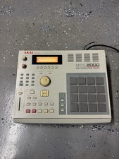 Akai MPC 2000 Digital Sampler & MIDI Sequencer Vintage MPC2000 picture