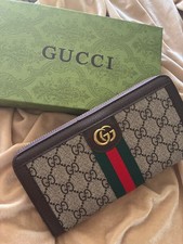 Gucci woman Wallet brown monogram gold logo envelope Zip Around picture