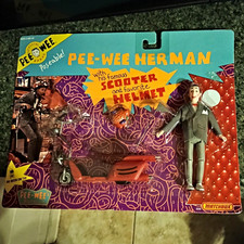 VINTAGE 1988 MATCHBOX PEE WEE HERMAN WITH HIS FAMOUS SCOOTER AND HELMET picture