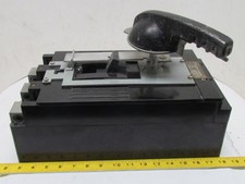 GE TKM826F000 2-Pole 800 Amp Circuit Breaker 250VDC 600VAC Bolt-On Panel Mount picture