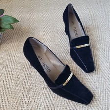 St. John Women’s Black Suede loafer Heels Square Toe Pumps Size 7.5 AA Slim Fit picture