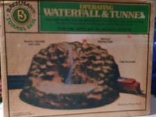 Bachman Ho Waterfall Tunnel picture