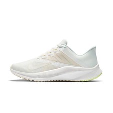 (WMNS) Nike Quest 3 