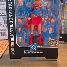 McFarlane Toys DC Multiverse Supergirl Collector's Platinum Action Figure Hands picture