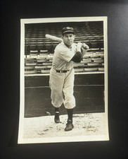 CIRCA 1940 ORIGINAL TYPE 1 PHOTO colonel mills NEW YORK YANKEE great deal picture
