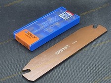 SP300 PC9030 (10 PCS) NEW Carbide Cutoff Inserts with SPB 32-3 Parting Blade picture