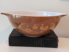 Vintage Pyrex Early American Cinderella Nesting Mixing Bowls 441 ,442,443,444 picture