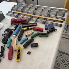 Lionel O-Gauge & HO Scale Engines - Track Untested Vintage - Mixed picture
