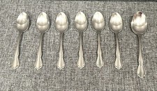 Oneidacraft 20 Piece DELUXE Oneida CHATEAU Stainless Glossy Silverware Flatware picture