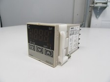 E5CSV-R1KJ-W Omron Digital Process Temperature Controller E5CSVR1KJW picture