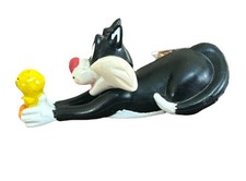 Vintage Hardee's Tweety Bird & Sylvester 1998 Looney Tunes Pull Back & Go picture