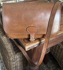 Vintage A.D. MacKenzie Isle of Arran Handmade Leather Saddle Crossbody Bag picture