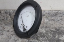Midwest Instrument 142-AC-00-OO-30H 4-1/2 In Dial Differential Pressure Gauge picture