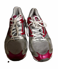 Reebok Silver/Pink/White Low Top Lace-Up Athletic Sneaker, Unisex Adults picture