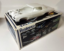 Original issue AMT 1/25 1969 Chevrolet Impala SS kit picture
