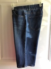 Recreation Women’s SZ. 6 Blue Denim Burmuda Shorts W30X14”. picture