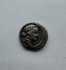 Julius Caesar AR Denarius 47-46 BC Venus Aeneas Anchises Ancient Roman Silver picture