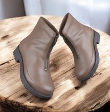 Revitalign Mercer Women’s Tan Leather Ankle Boots 9.5B Zip Orthotic Comfort picture
