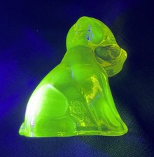 Boyd’s Crystal Art Glass’s  Pooche The Dog, #180, in Orange Glow, UV Pos ~Glows picture