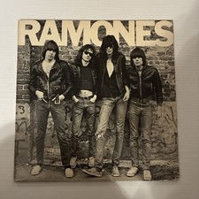 RAMONES SELF  TITLED DEBUT ALBUM VINYL RECORD 1976 1st #667 Holy Grail picture