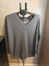 Maurices 24/7 Women’s Large Gray Ribbed V-Neck Long Sleeve Top picture