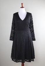TORRID NWT $79 A-Line Black Lace Lined V-Neck Skate Skater Dress Size 2 US 2X picture